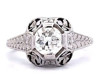Vintage Art Deco filigree Diamond Engagement Ring in Platinum