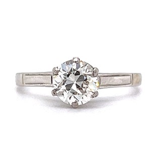 Art Deco Solitaire Diamond Engagement Ring in Platinum