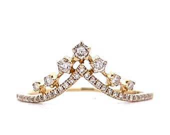Round Diamond Tiara Wedding Band in 14k Yellow Gold