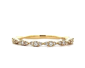 Pave Diamond Wedding Band in 14k Yellow Gold