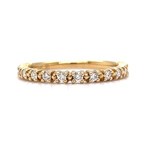 Round Diamond Wedding Band in 14k Yellow Gold