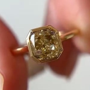 2 Carat Yellow Cushion Cut Diamond Engagement Ring in Yellow Gold