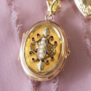 Antique Victorian Pearl Locket in 14k Yellow & Rose Gold