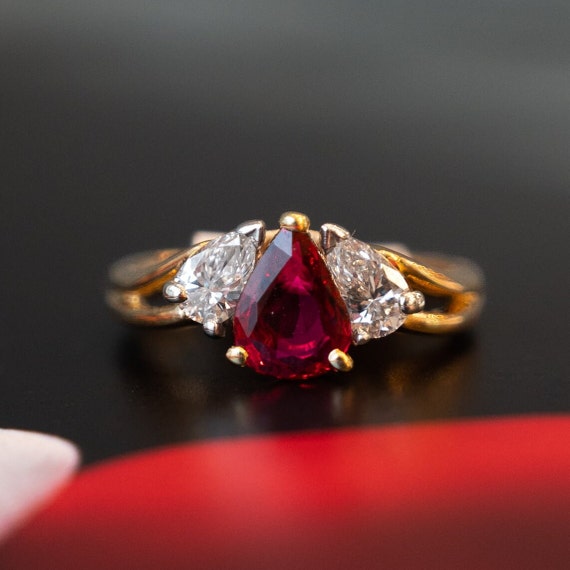 Pear Cut Ruby Engagement Ring in 18k Gold & Plati… - image 1