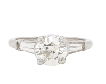 Art Deco-förlovningsring med diamanter i platina
