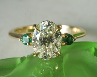 1.51 Oval Cut Diamond Engagement Ring w/ Emerald Accents