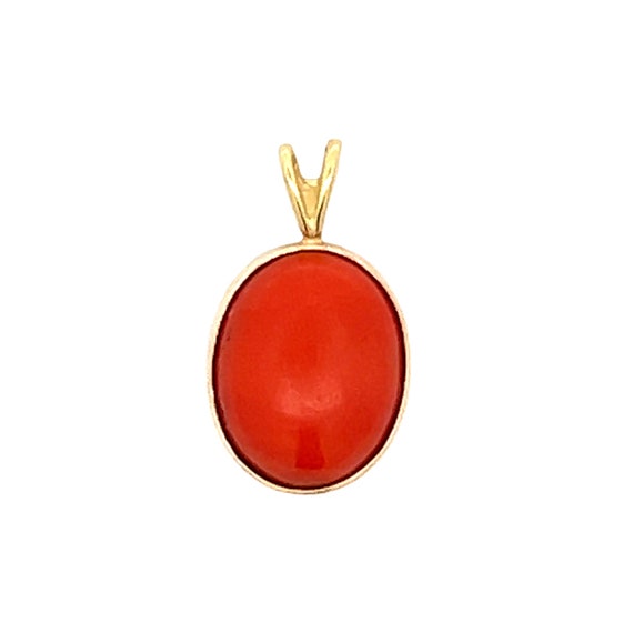 Vintage Cabochon Cut Coral Pendant in Yellow Gold - image 1
