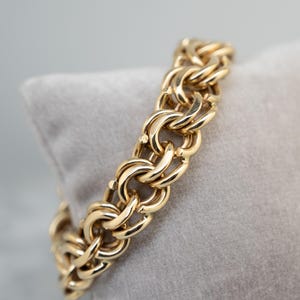 Large Circular Link Bracelet in 14k Yellow Gold