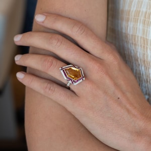 7,79 Citrin-Rubin-Diamant-Cocktailring aus Platin
