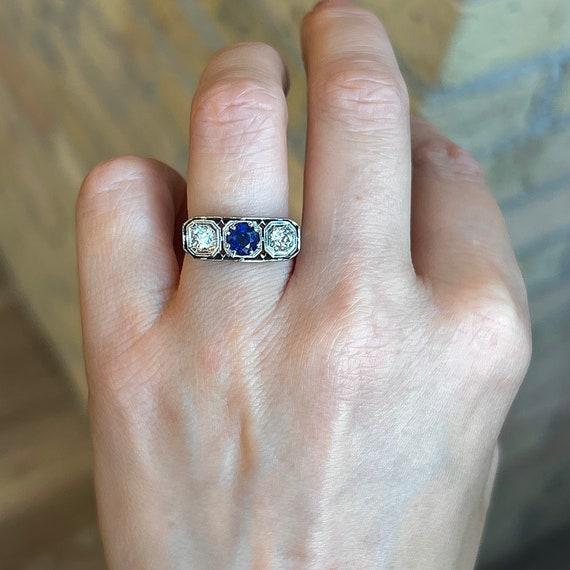 Three stone hotsell sapphire ring