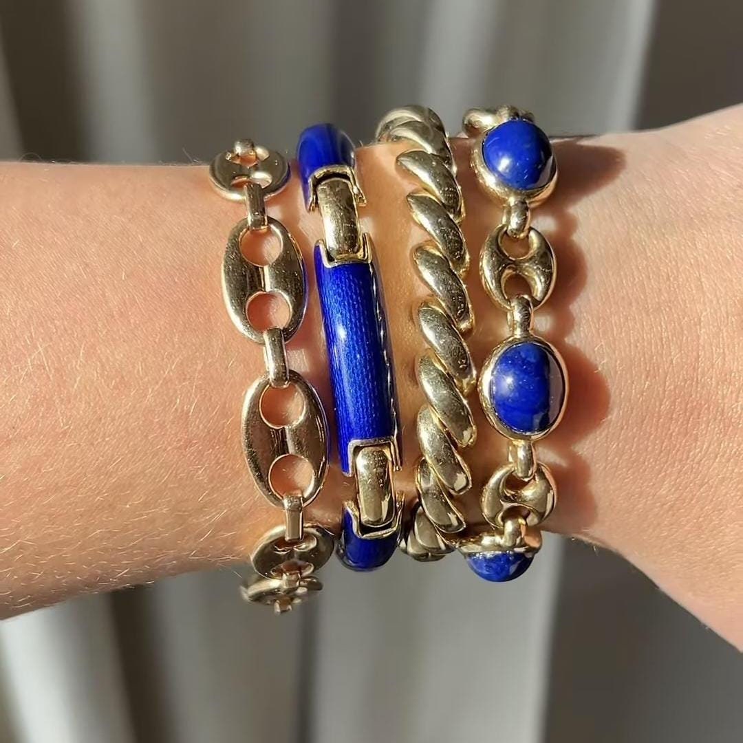 Pulsera de lapislázuli cabujón en oro amarillo de 18 k
