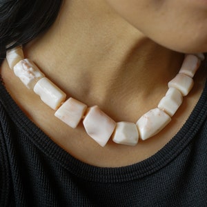 Vintage Angel Skin Coral Beaded Necklace, Mid-Century Necklace, Estate Necklace, Beaded Coral