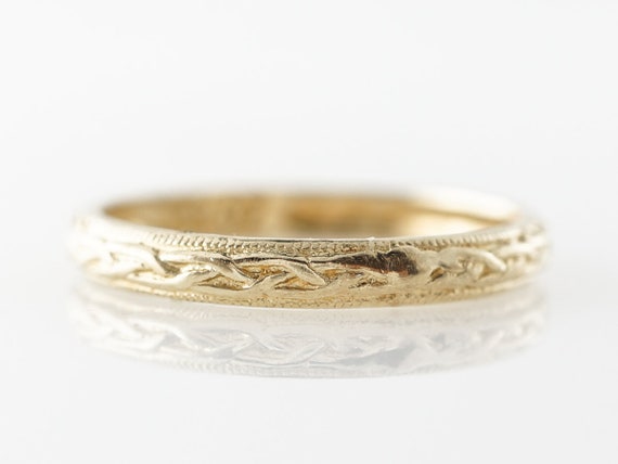 1930’s Engraved Wedding Band in 10k Yellow Gold - image 1