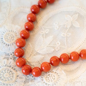 Vintage Mid-Century Beaded Coral Necklace 14k Yellow Gold