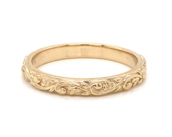 Vintage Inspired Filigree Wedding Band in 14k Yellow Gold