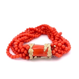 Vintage koraalarmband met kralen uit de jaren 60 van 14 kt geelgoud