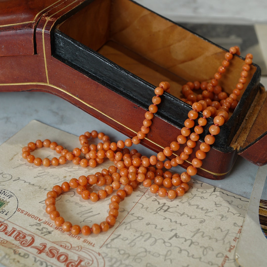 コーラルビーズネックレス 560 希少レッドコーラルと14金ビーズのネックレス 赤珊瑚 本珊瑚