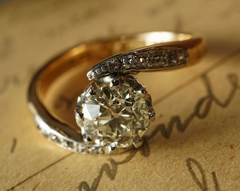 Victorian Two-Tone Diamond Engagement Ring in 18k