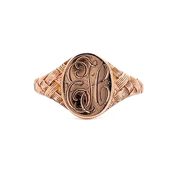 Vintage Victorian Engraved Signet Ring in 14k Yel… - image 1