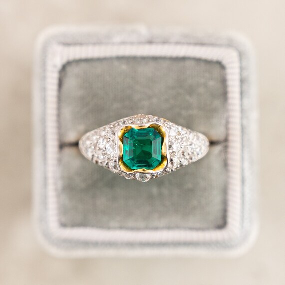 Antique Emerald and Diamond Ring in Platinum and 1