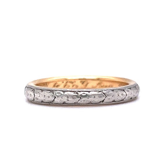 1900's Antique Engraved Wedding Band in 18k White… - image 1