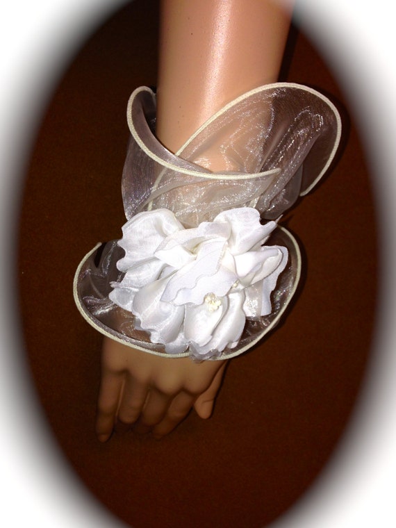 Corsage - Antique Organza Roses Wedding or Prom C… - image 1