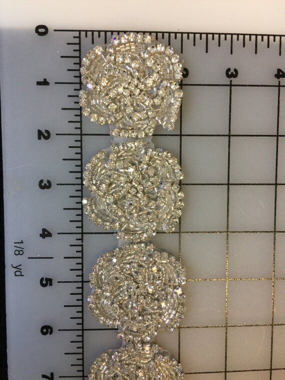 28 Inches Long Rhinestone Crystal AB. Motif, Jewe… - image 2