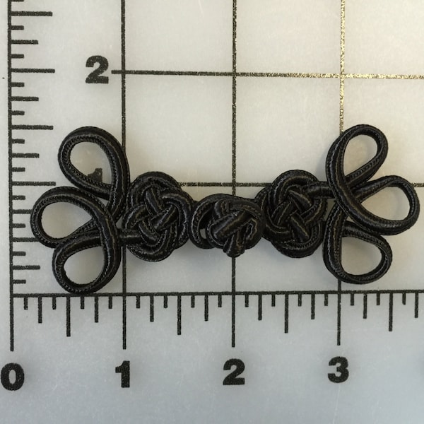 1 Pairs Black Braided Cord Frog Closure Buttons.