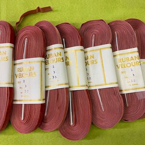 ゴージャスなヴィンテージ ルバン ベロア ベルベット リボン。ヤード単位で販売。服飾雑貨、裁縫、ピーターシャム