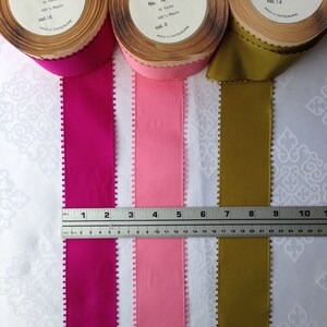 Cinta vintage con borde de picot. Ancho: 2 1/4 pulgadas, 100 % rayón, fabricada en Suiza. Cintas suizas, cinta de picot
