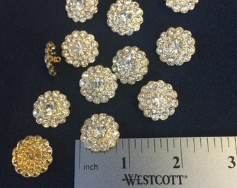 12 boutons vintage en cristal d’or strass.Fabriqué en Tchécoslovaquie tchèque.Strass, boutons d’or, boutons tchèques, boutons en strass.