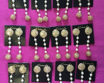 10 EARRINGS,Vintage 90’s Elegant Dangle Gold-Plated Metal & faux perals Clip-on Earrings, Gold Tone Filigree.