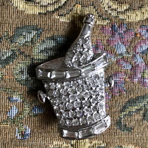 Music Brooch, Rhinestone Silver, Made in Czech Republic, Musical things.
