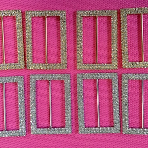 Fibbia con strass e cursore in cristallo diamantato RETTANGOLARE. Prodotto in Repubblica Ceca. Argento o oro. Venduto singolarmente.