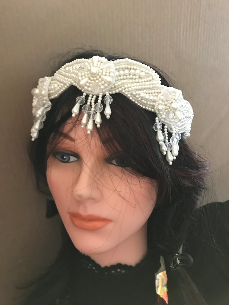 Vintage Pearl Tiara, White Floral Crown, Wedding Headband,Bridal Headpiece. R2092 image 4