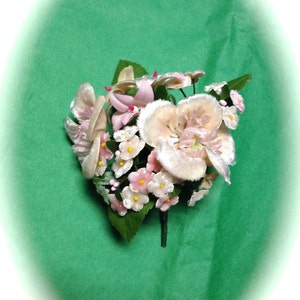 Groom Boutonniere,Couture look Weddings Groomsman, Flower Boutonniere. Made in Japan.