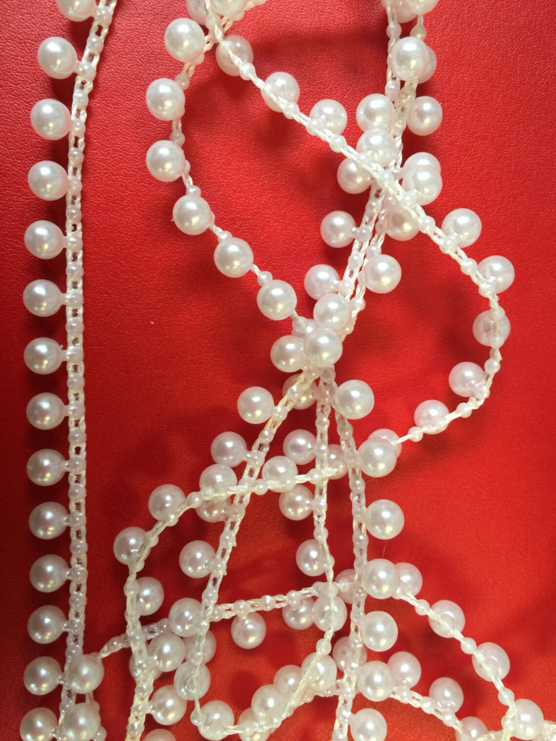 36 Yards of Faux Pearl Beads on Spool, White Pearl Garland. Shiny ...