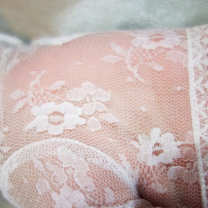 Embellished Lace Gloves Wrist. Fingerless Lace Wedding Gloves Short White Lace Ruffle Gloves. image 4