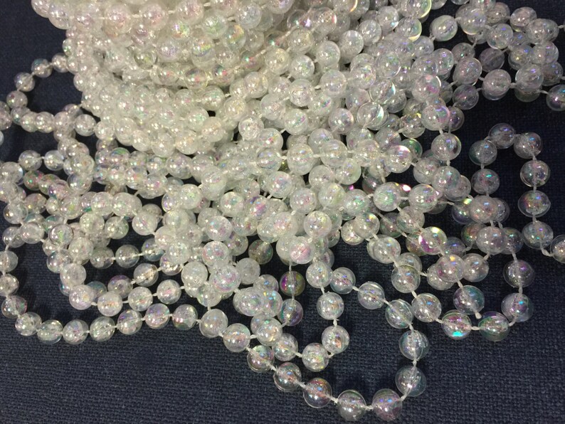 36 Yards of Vintage Pearl Beads on Spool, White Pearl Garland. Shiny ...