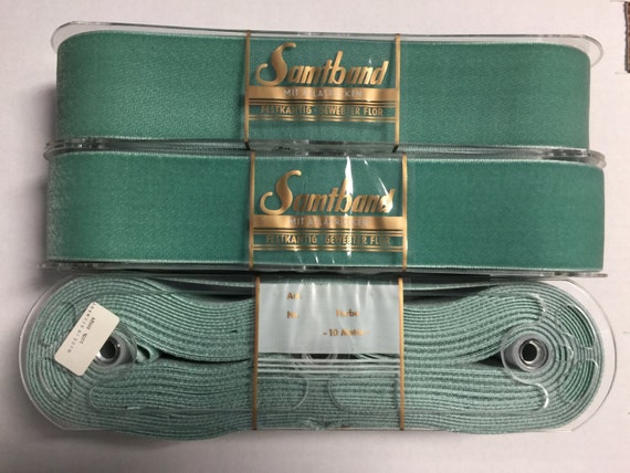 Samtband Velvet Ribbons. Made in Germany. 2 Inches Wide.  Sold by the Spool of 10 yards. Celery