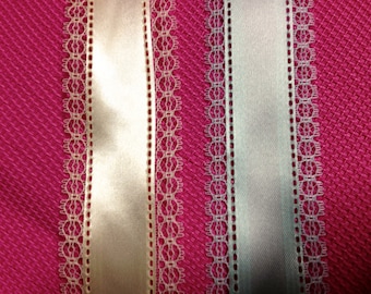 10 Meter zweischneidiges Spitzenband, hergestellt in Japan. 1 3/8 breit.