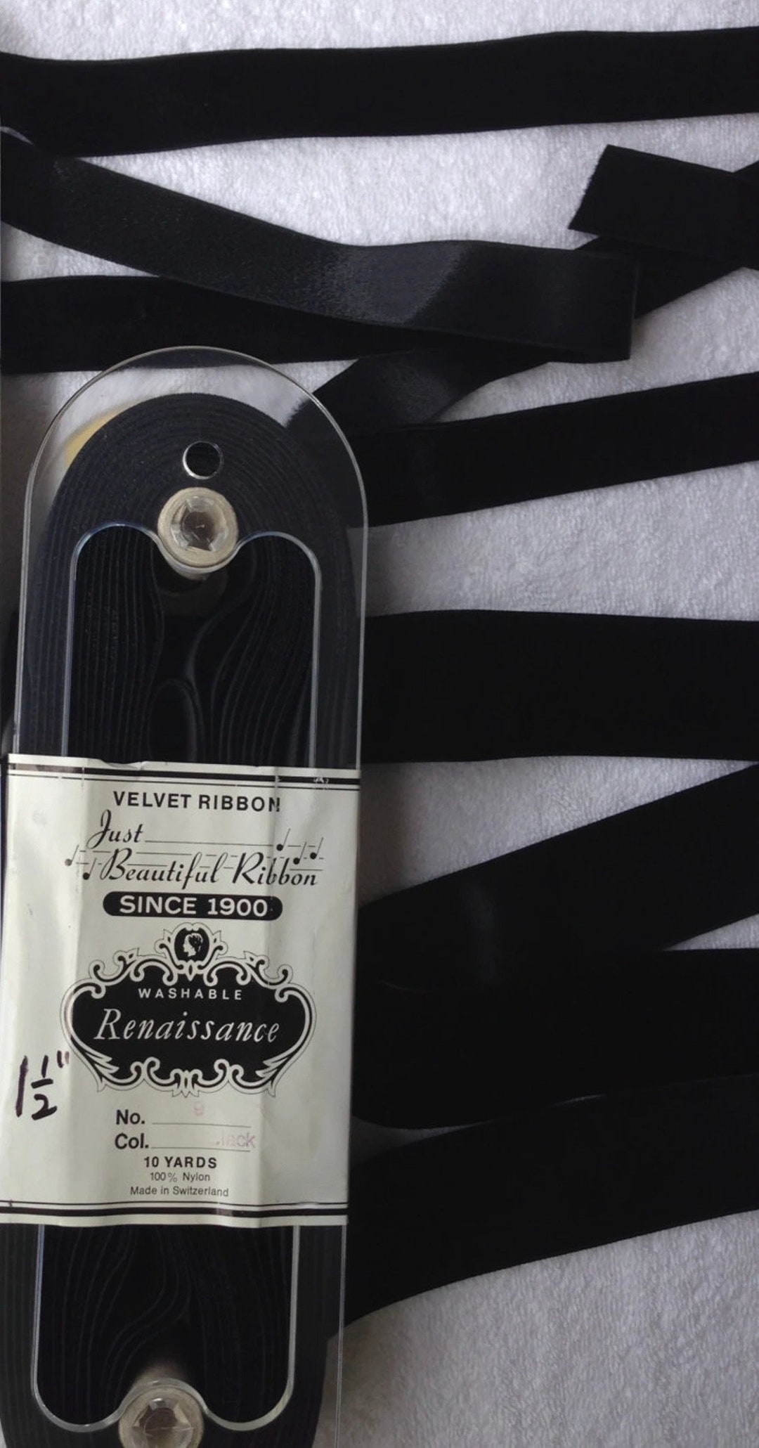 Black Velvet Ribbon 16mm (5/8) - Renaissance Fabrics