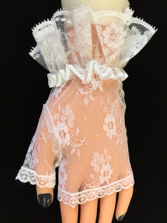 Fingerless White Lace Gloves. Ruffled Gloves, Lace Gl… Gem