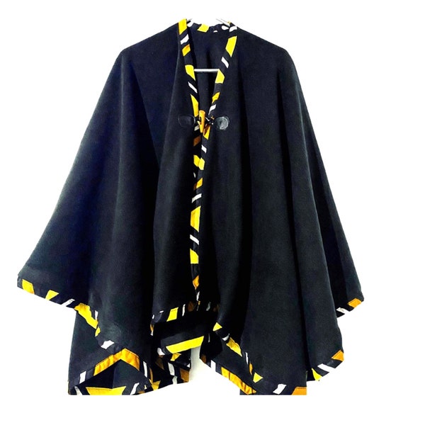 Cape Poncho en polaire et tissus africain motifs Bogolan pour femmes