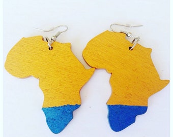 Africa on Tambotie wood earring