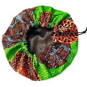 Bonnet en wax et satin. Bonnet tissus africain doublé en satin