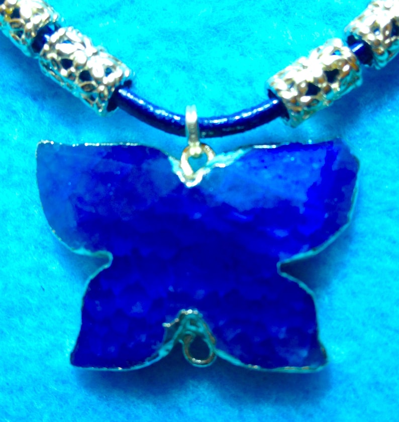 By Cherokee Designer Sale BUTTERFLY BLUE AGATE Bright Beautiful Gem+2 Blue Leather Cords Each 3mm Wide Necklace