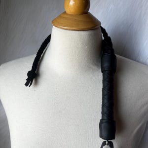 Knotty Whip, Knotty Flogger, Whip, Flogger