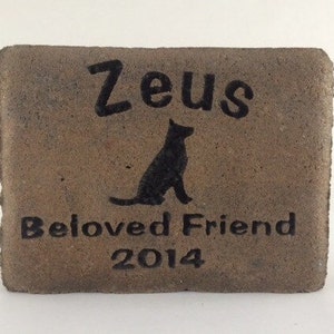 PERSONALIZED Pet Memorial Stone // Engraved Stone // Customized // Grave Marker // Headstone // Garden Stone // Gift // 7x8