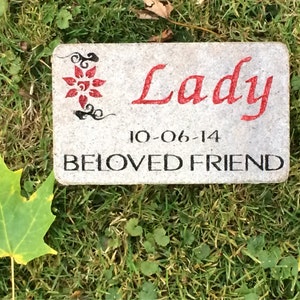 PERSONALIZED Pet Memorial Stone // Engraved Stone // Customized // Grave Marker // Headstone // Garden Stone // Gift
